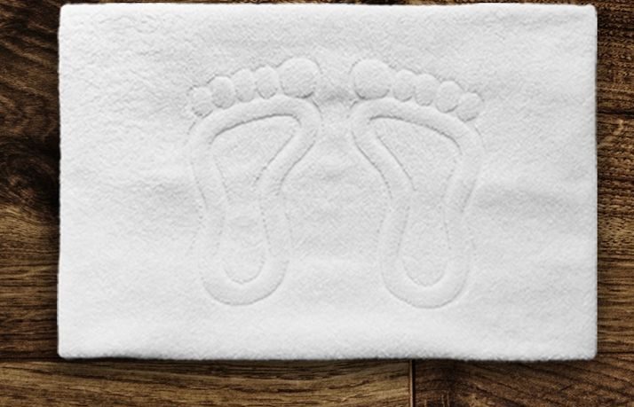 White cotton bath mat